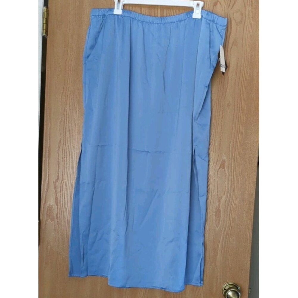 BAR III Nicole Williams English Trendy Satin Skirt Blue 1X Pockets New W/Tags